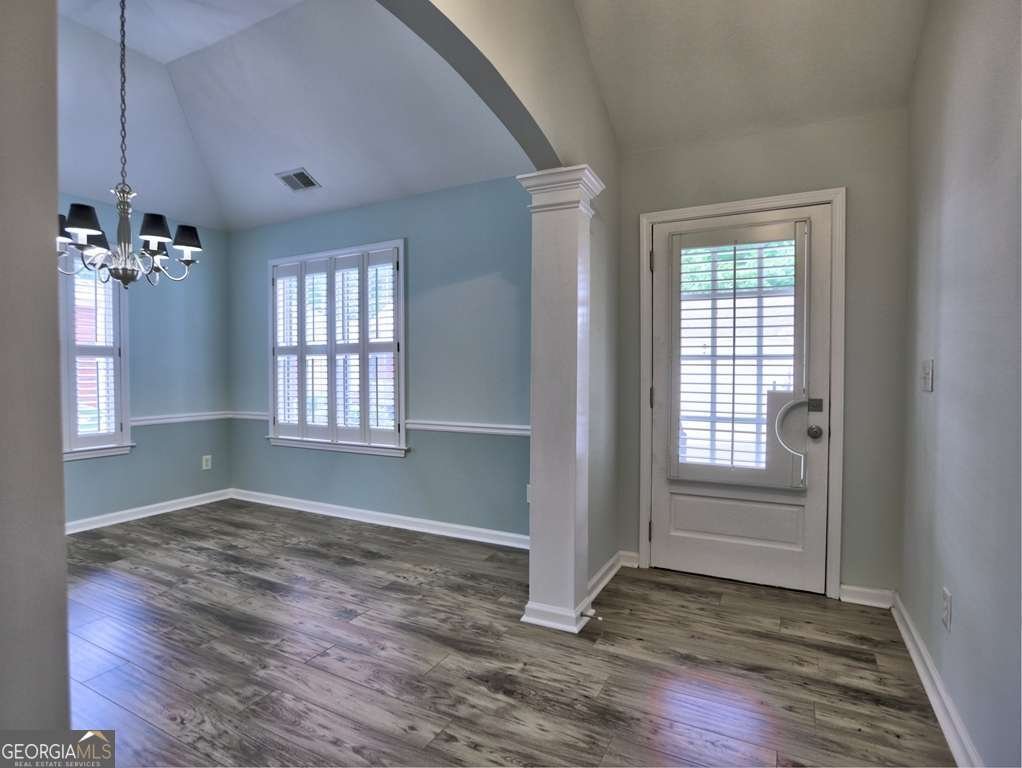 512 Courtyard Way Woodstock - Photo 7