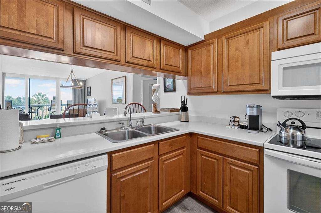 201 Neptune Road St. Simons - Photo 9