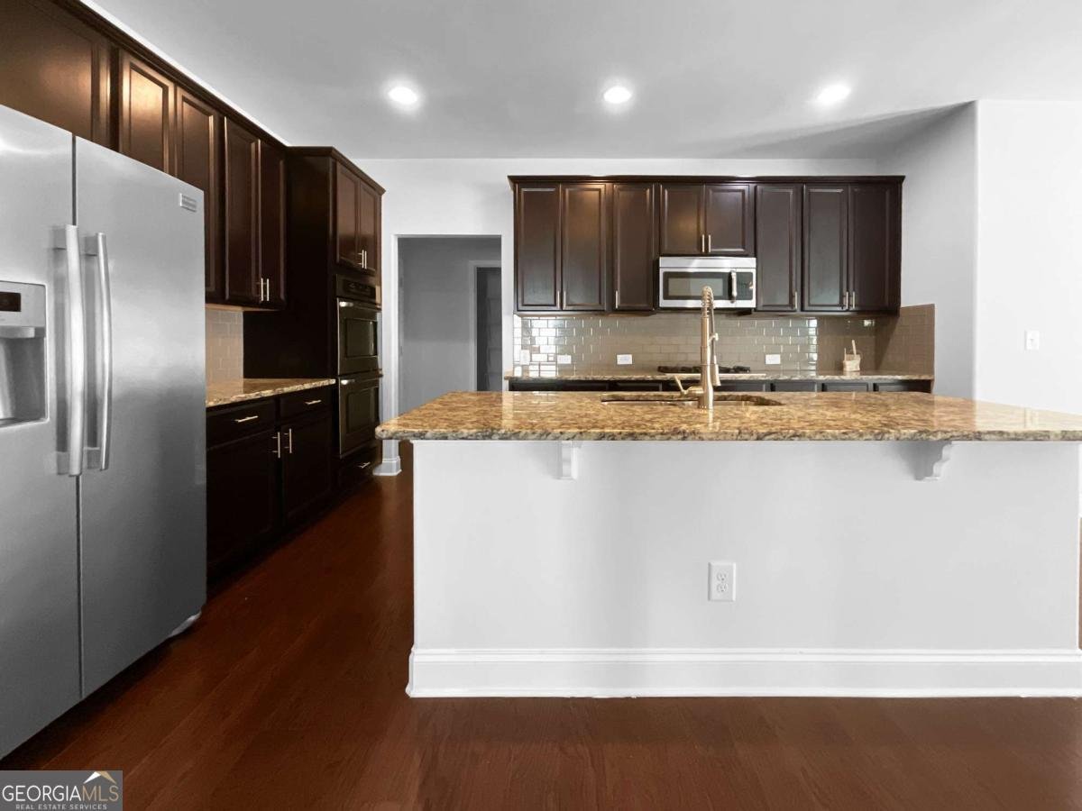 335 Farm Manor Court Lawrenceville - Photo 11