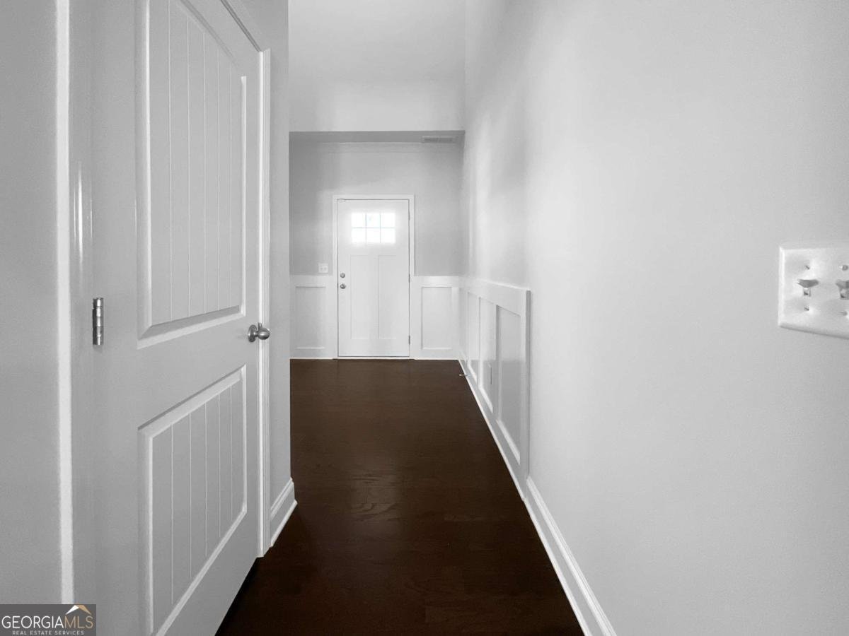 335 Farm Manor Court Lawrenceville - Photo 16