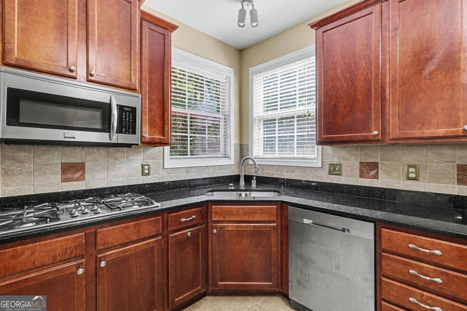 3335 Lake Valley Way Douglasville - Photo 14