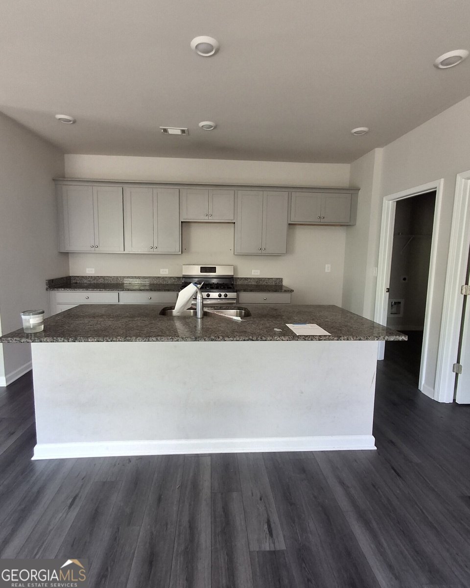 368 Amsterdam Way Hampton - Photo 10