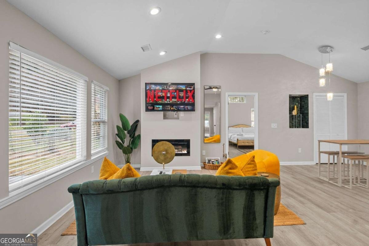 1041 Stonewall Drive Atlanta - Photo 8