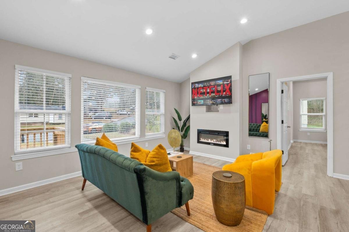 1041 Stonewall Drive Atlanta - Photo 9