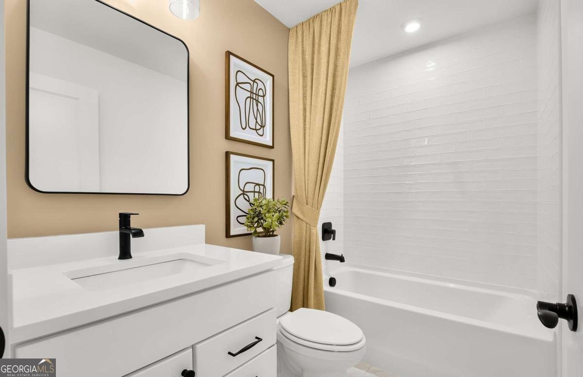 4885 Rosarian Drive Cumming - Photo 15