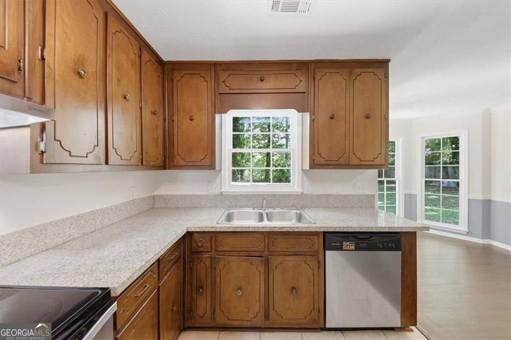 3147 Oak Leaf Court Marietta - Photo 15