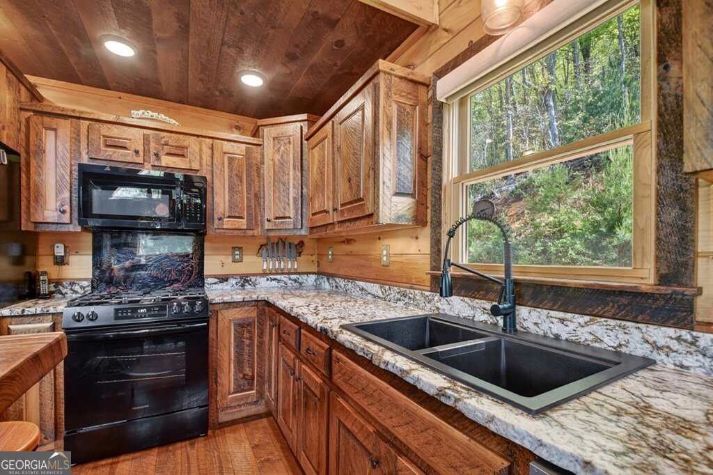 459 Quail Ridge Road Blue Ridge - Photo 13