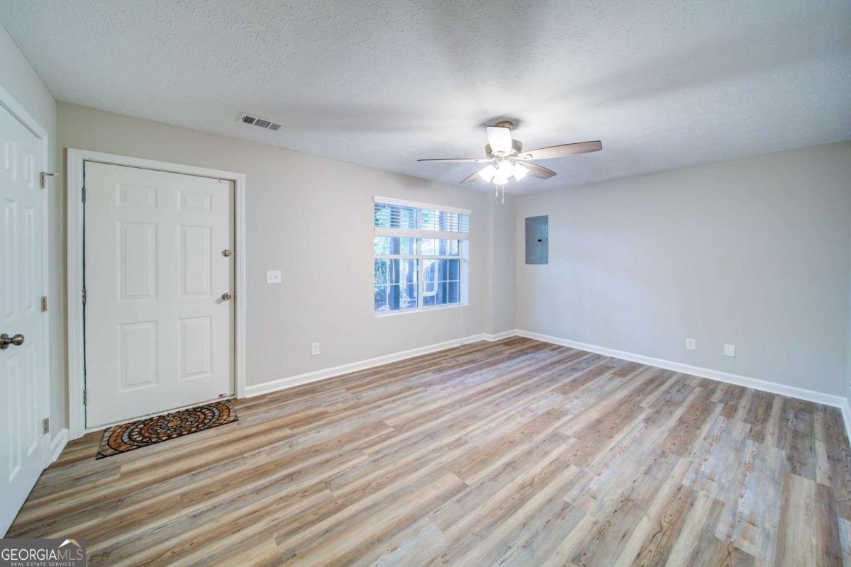 6020 Lakeside Court Gainesville - Photo 23