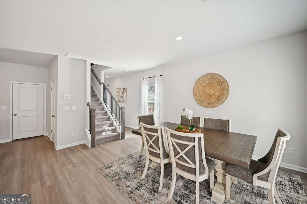 393 Lanier Circle Woodstock - Photo 10