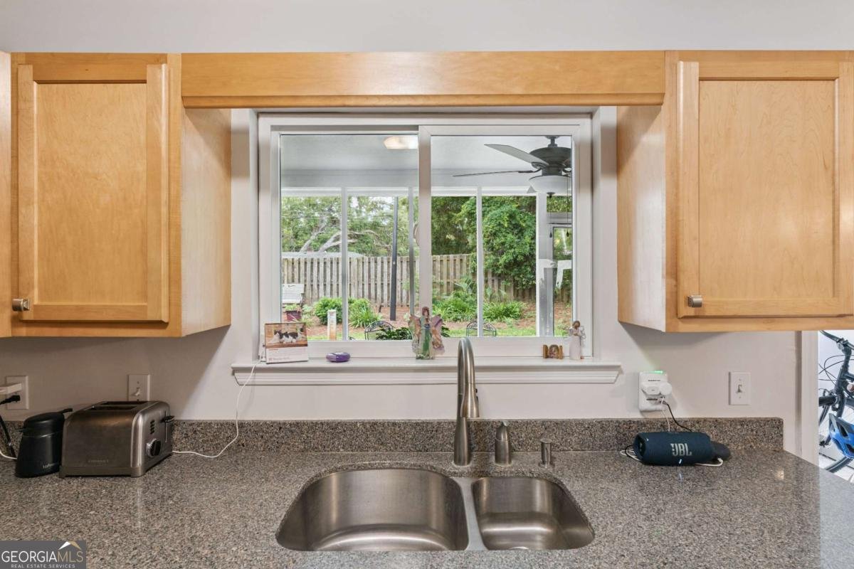 1000 Mallery Street St. Simons - Photo 13