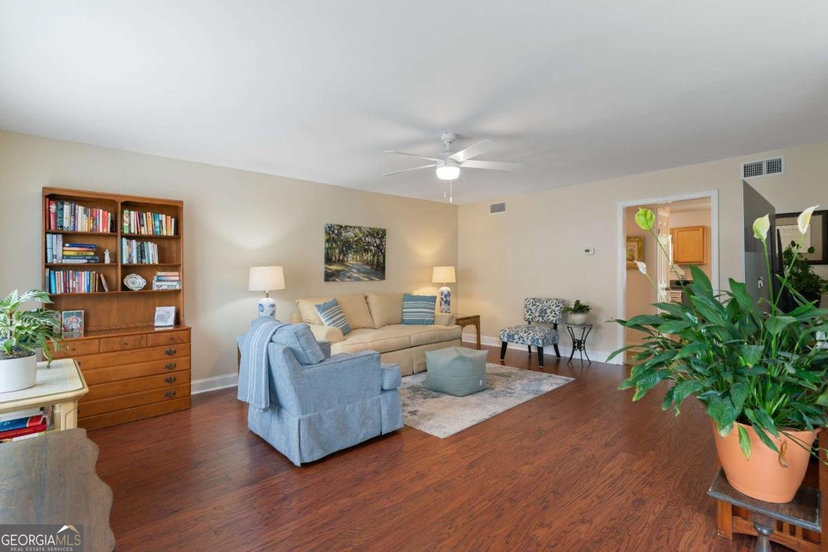 1000 Mallery Street St. Simons - Photo 9