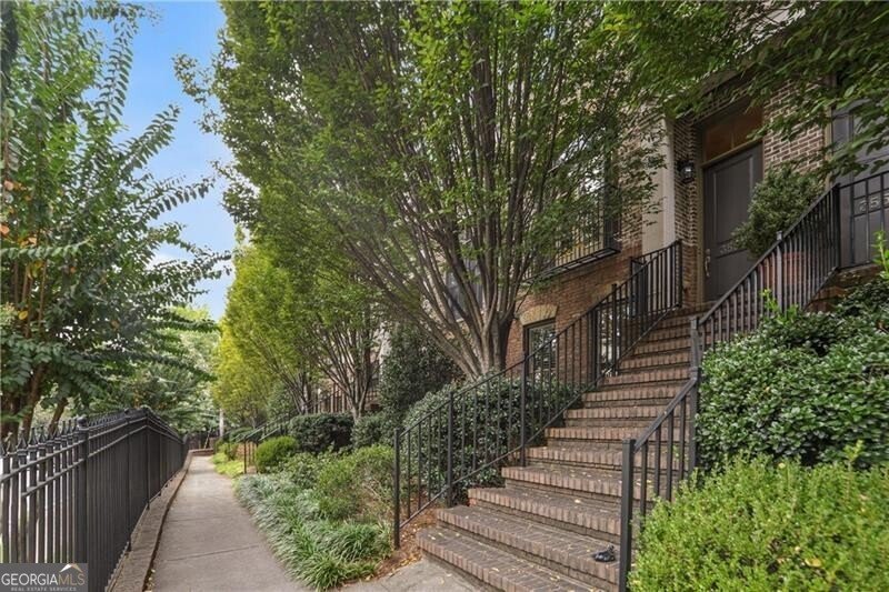 3552 Roswell Road Atlanta - Photo 1