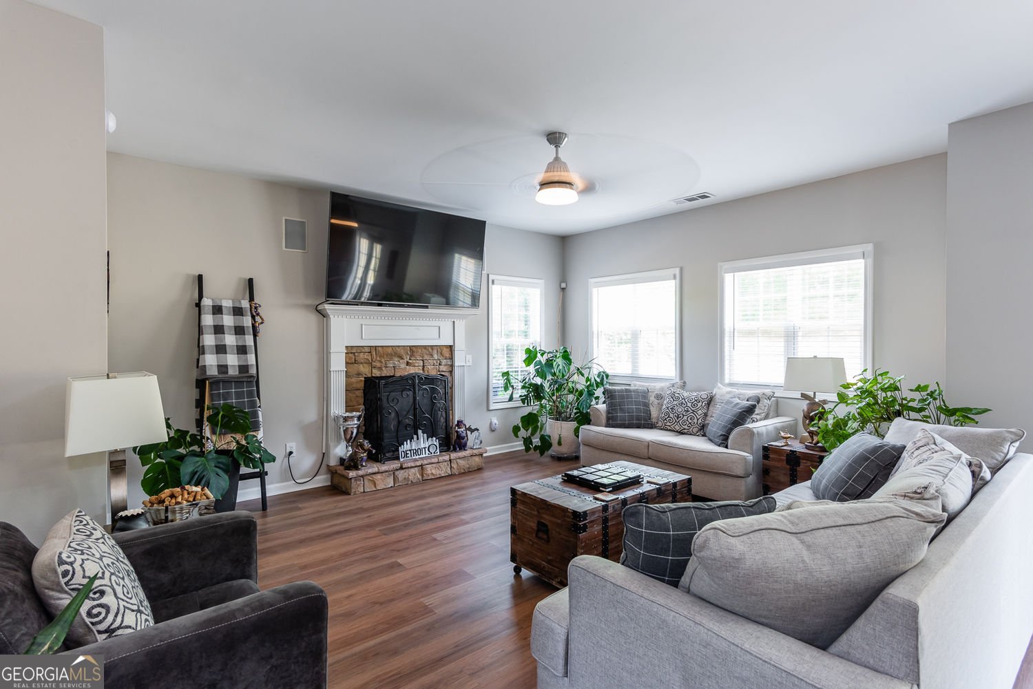 7601 The Lakes Drive Fairburn - Photo 7