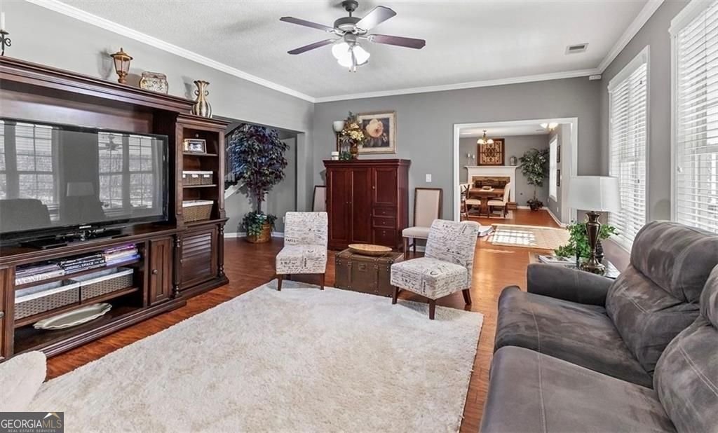 310 Persimmon Drive Sharpsburg - Photo 11