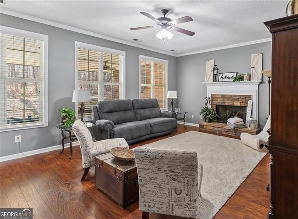 310 Persimmon Drive Sharpsburg - Photo 9