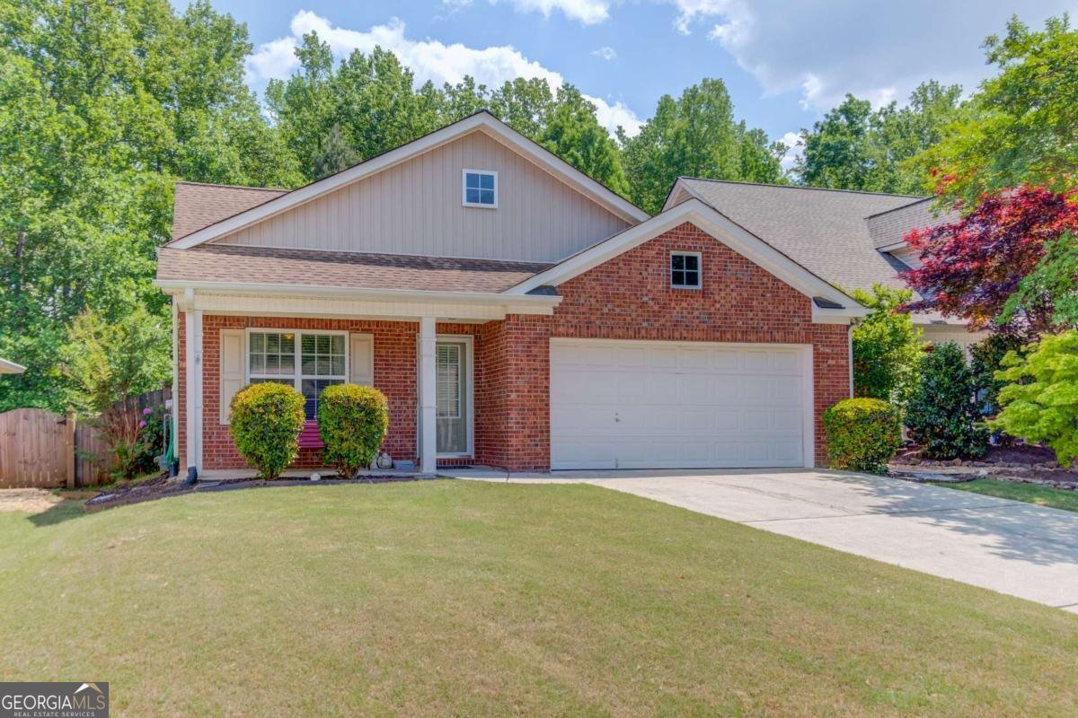 5614 Ashmoore Court Flowery Branch - Photo 1