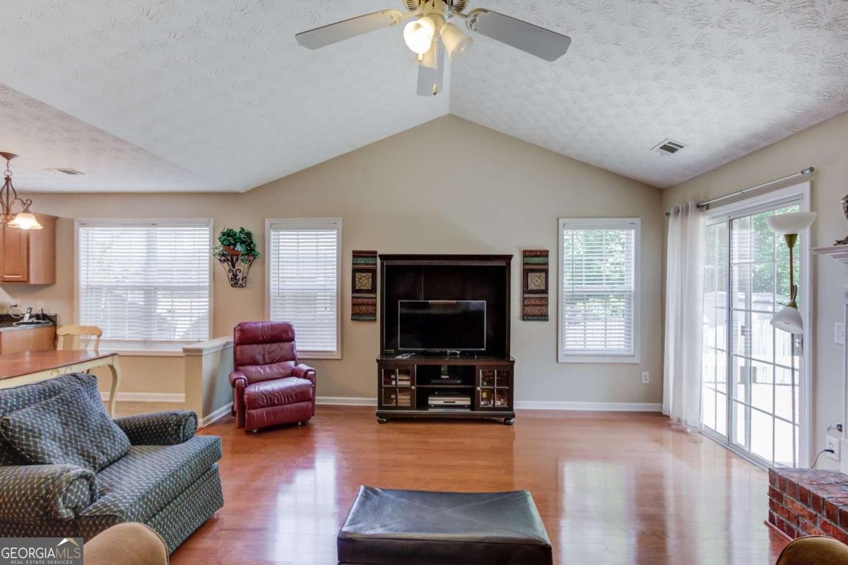 5614 Ashmoore Court Flowery Branch - Photo 15