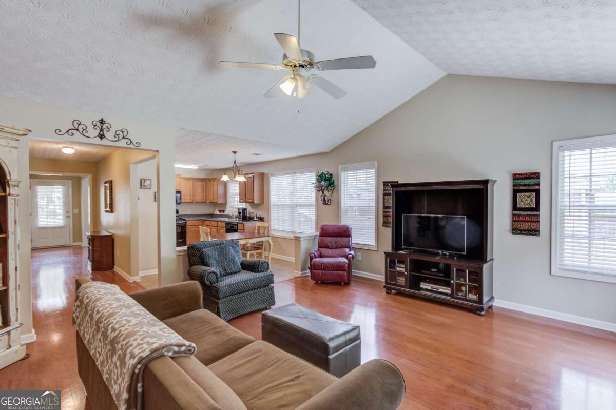 5614 Ashmoore Court Flowery Branch - Photo 16