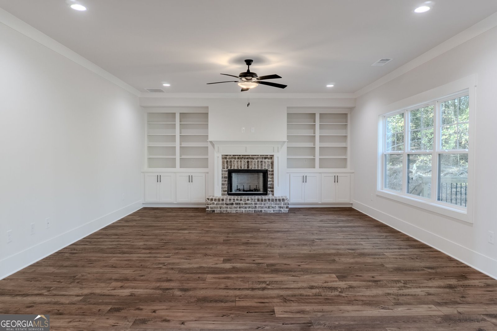 70 Amelia Court Covington - Photo 8