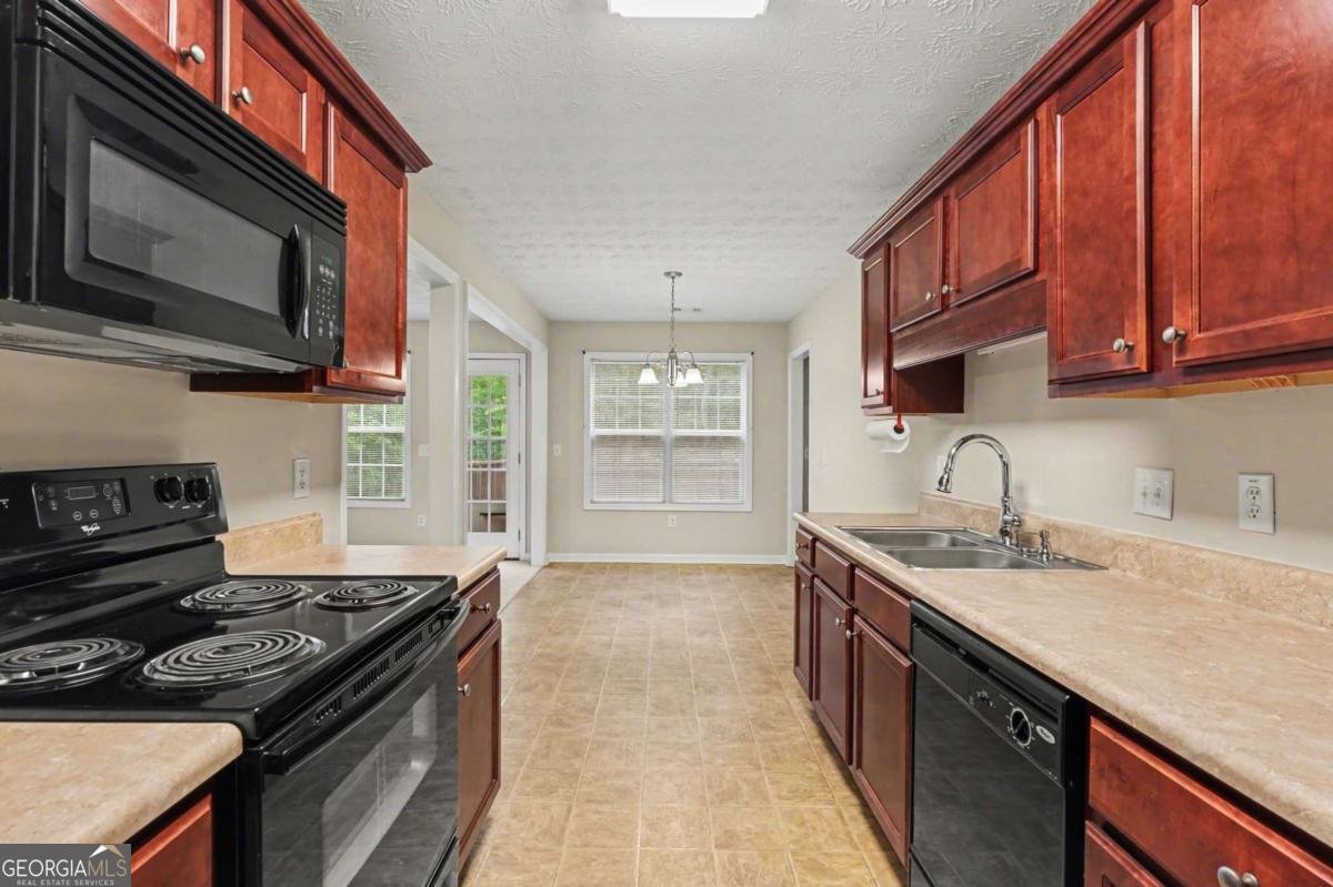 1804 Meadow Walk Drive Monroe - Photo 10