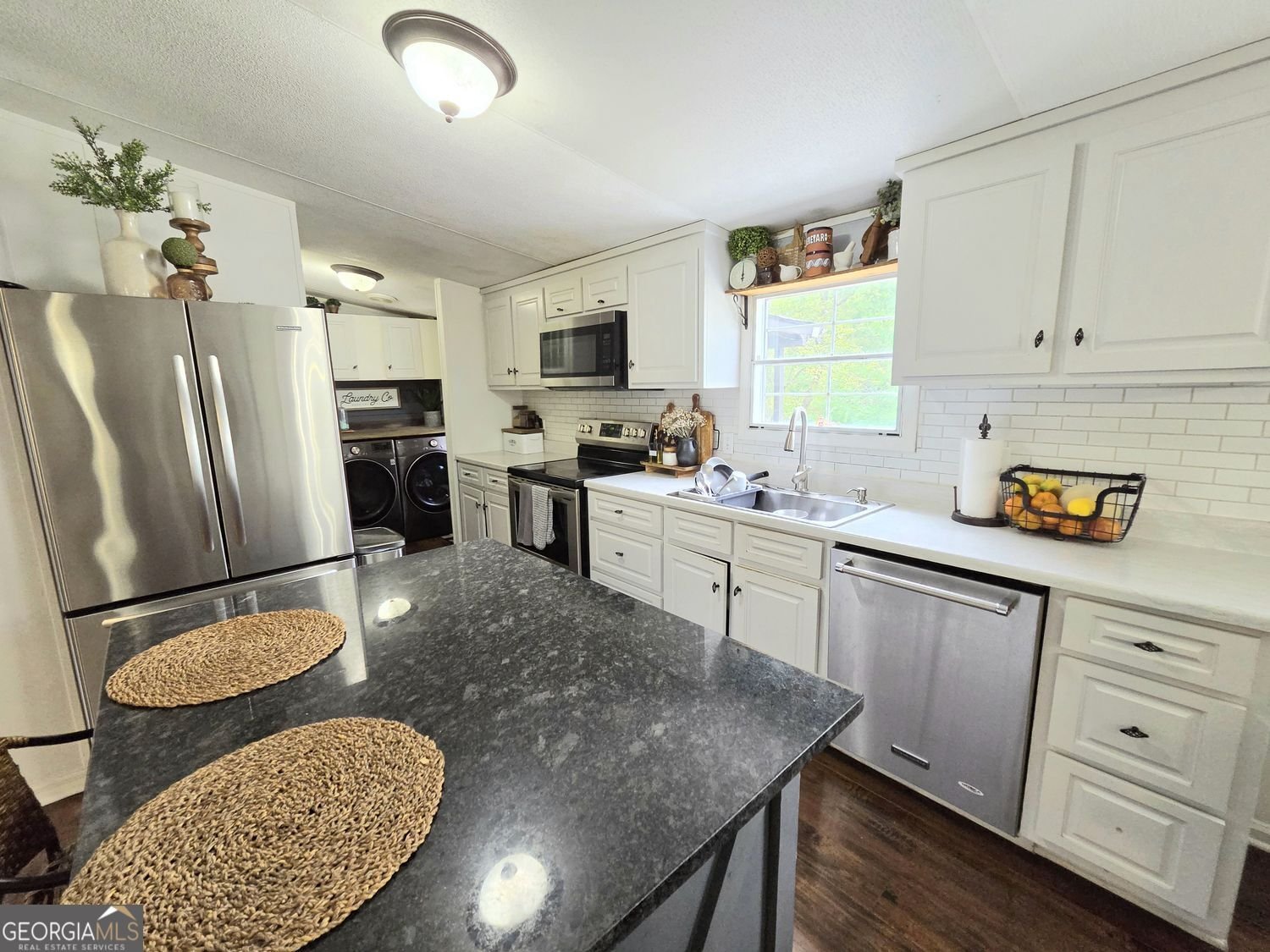 4855 Peachtree Drive Buford - Photo 9