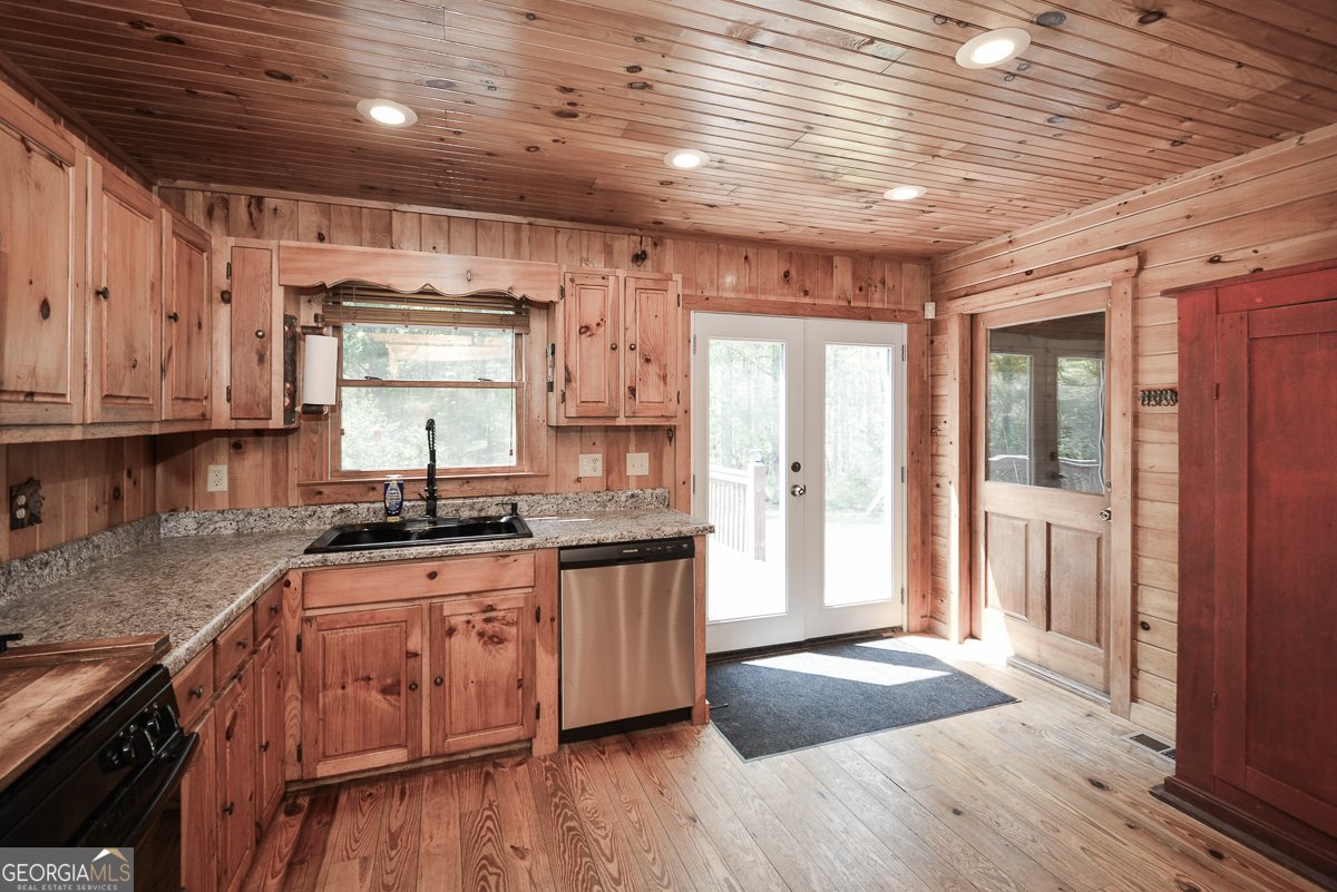 303 Pine Lane Mineral Bluff - Photo 16