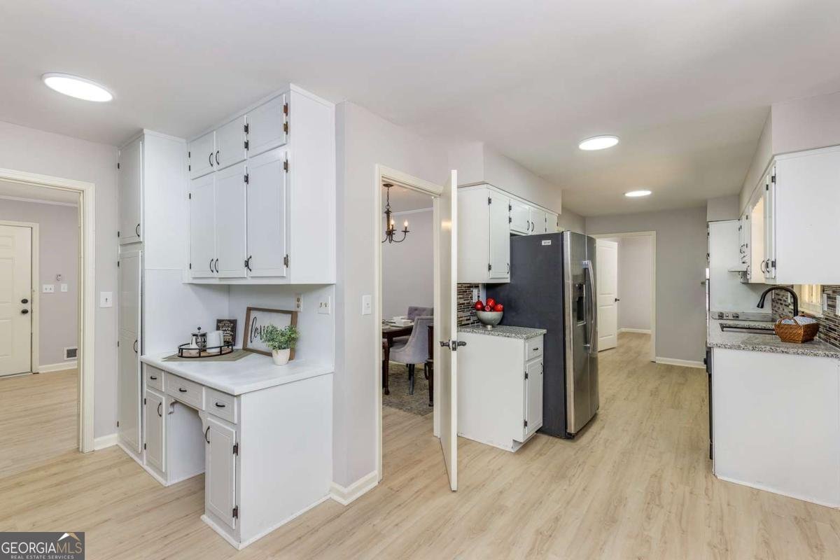 383 Ben Avenue Lilburn - Photo 13