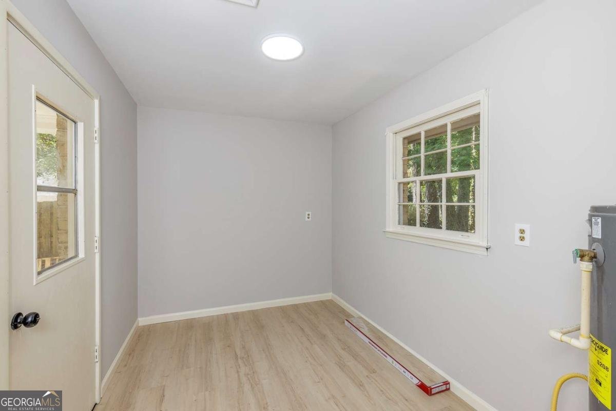 383 Ben Avenue Lilburn - Photo 17