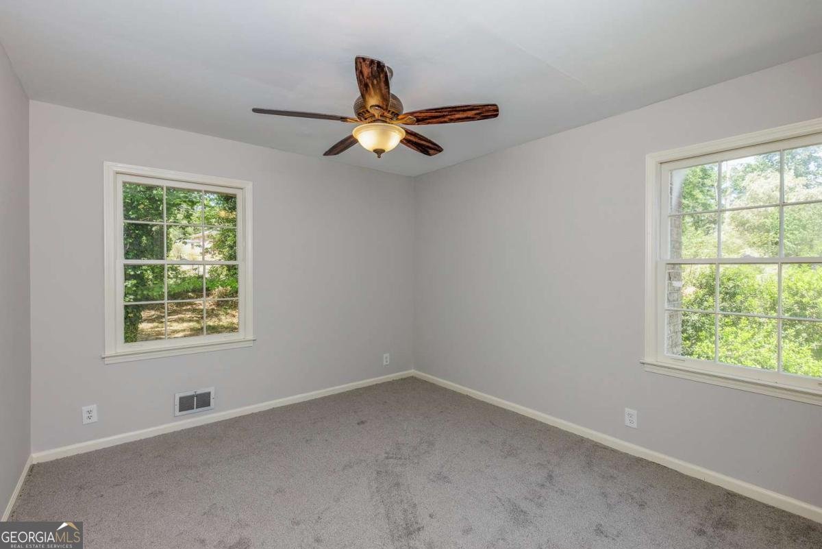 383 Ben Avenue Lilburn - Photo 19