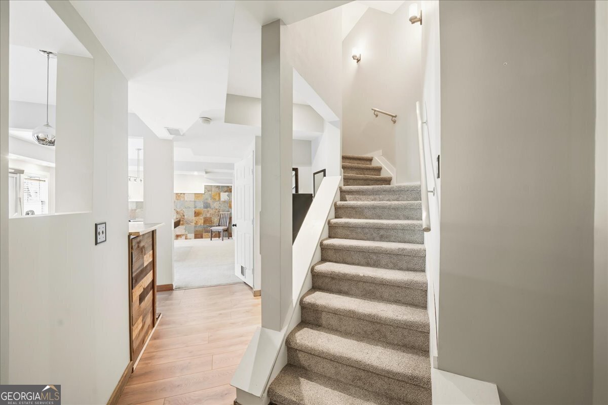 6415 Hills Court Cumming - Photo 29