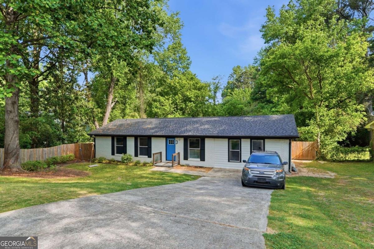 4336 Colony East Drive Stone Mountain - Photo 1