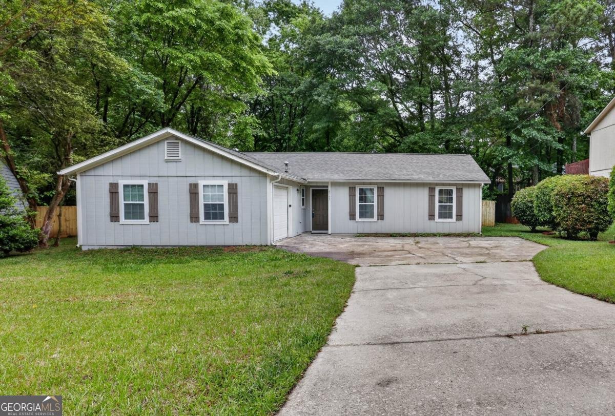 4763 White Oak Path Stone Mountain - Photo 1