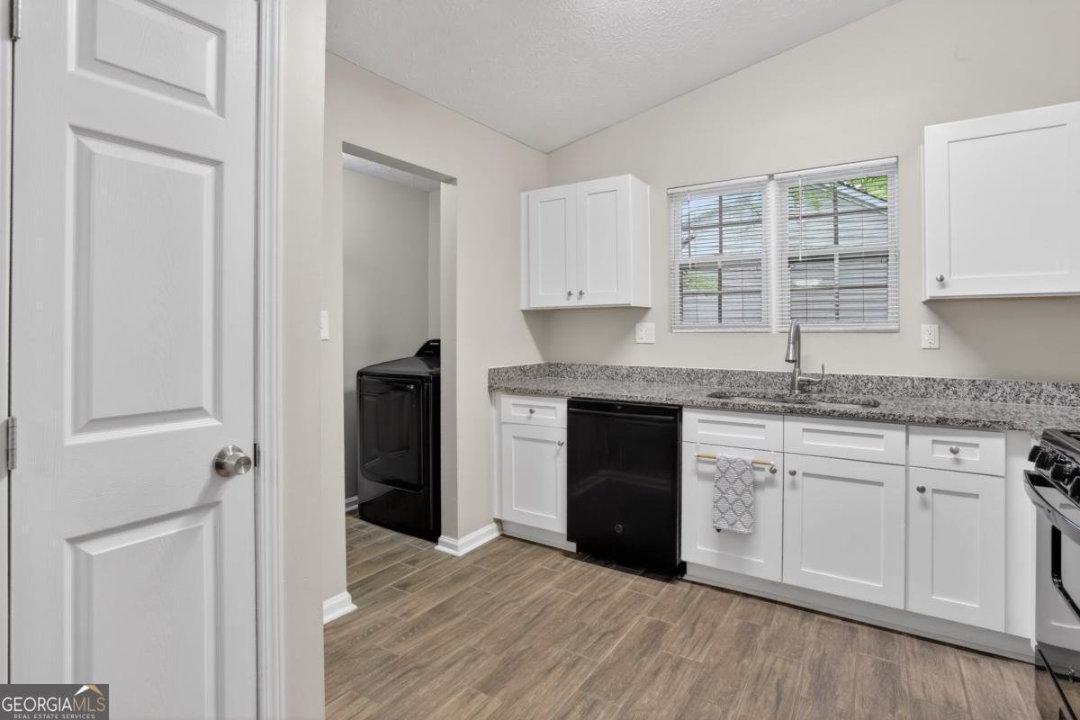 4763 White Oak Path Stone Mountain - Photo 8
