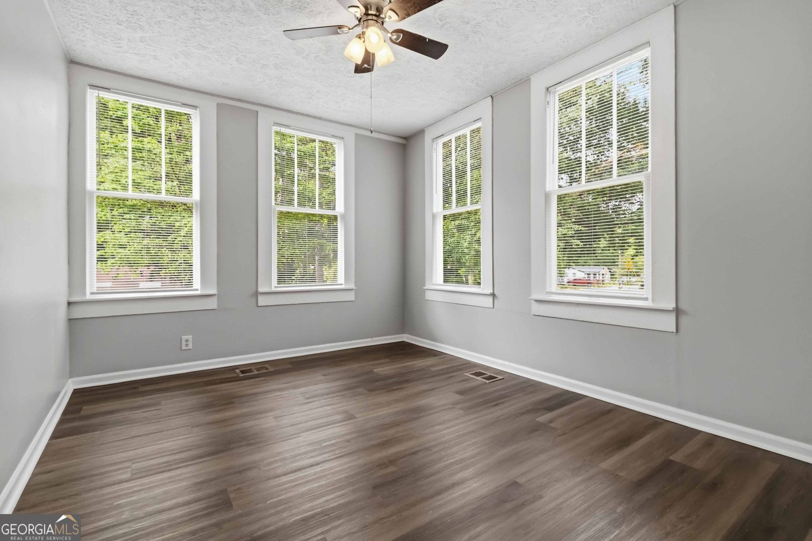 302 Fayetteville Road Jonesboro - Photo 8