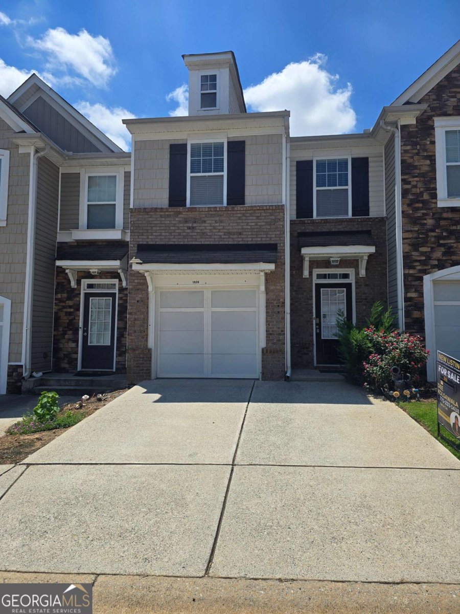 1934 Dilcrest Drive Duluth - Photo 1