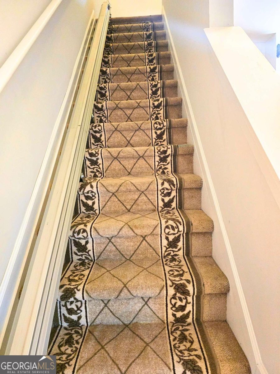 1934 Dilcrest Drive Duluth - Photo 9