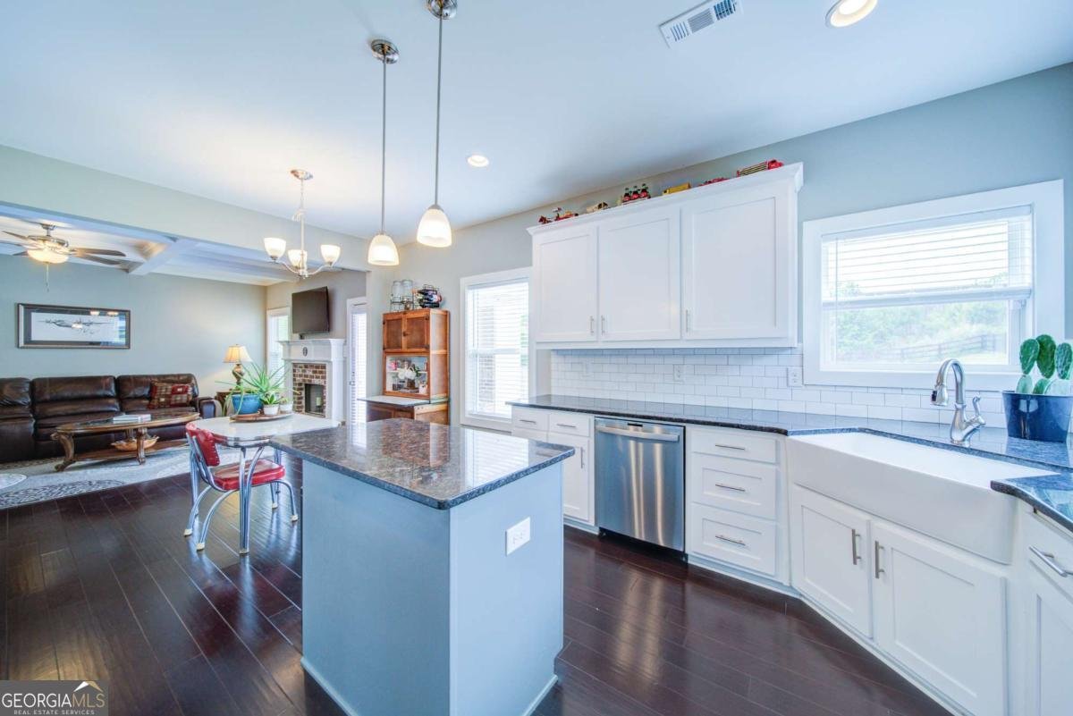 5065 Willie Robinson Road Gainesville - Photo 13