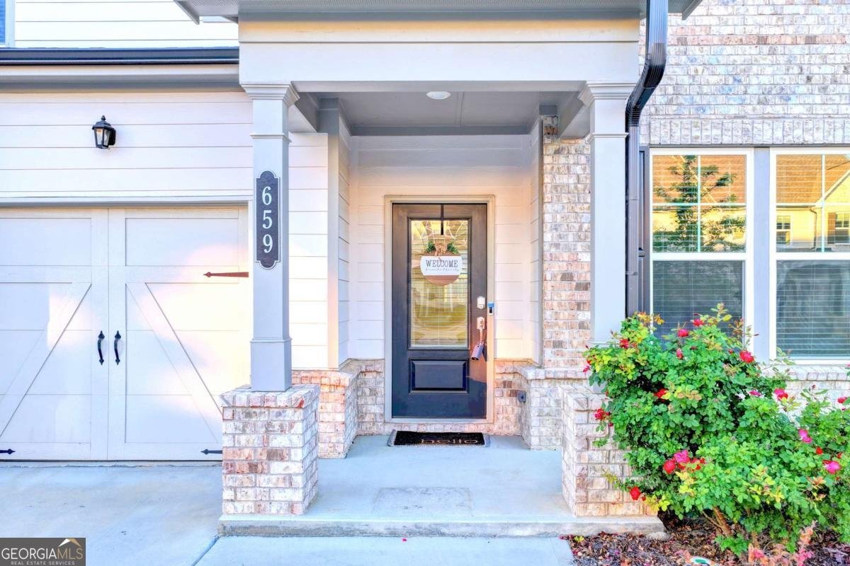 659 Caryle Trail Lane Loganville - Photo 1