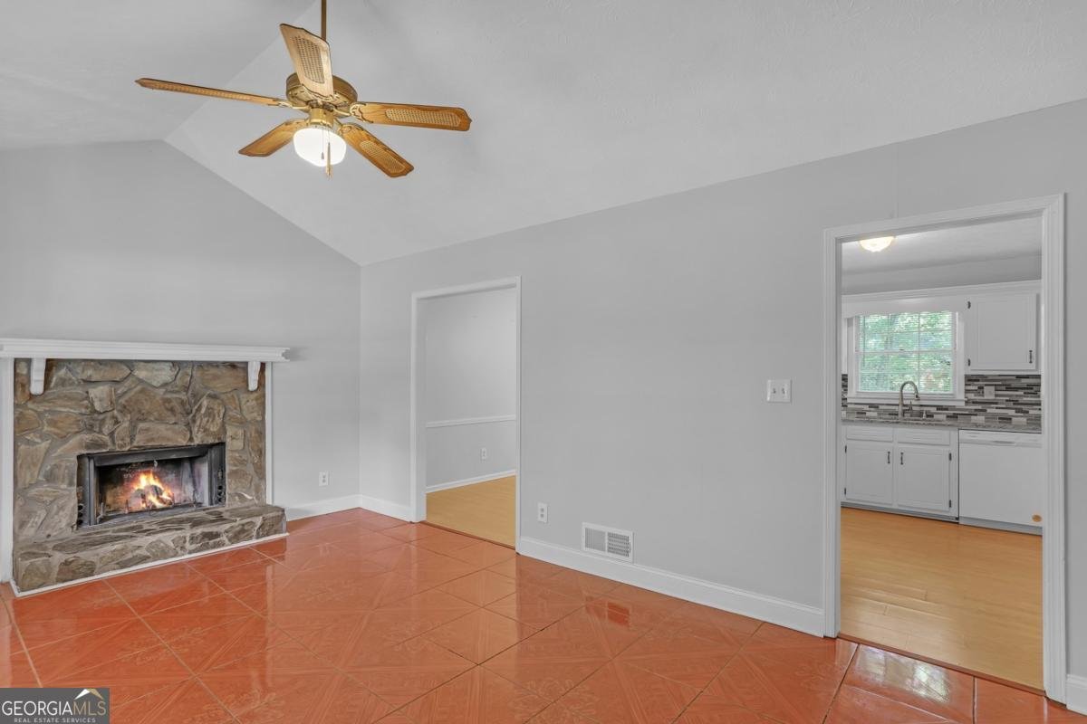 474 Russell Ridge Drive Lawrenceville - Photo 11