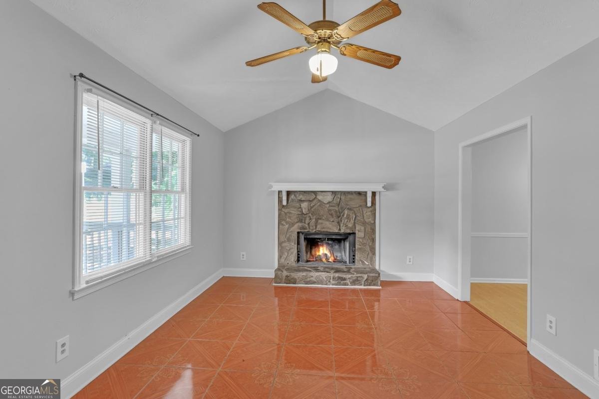 474 Russell Ridge Drive Lawrenceville - Photo 12