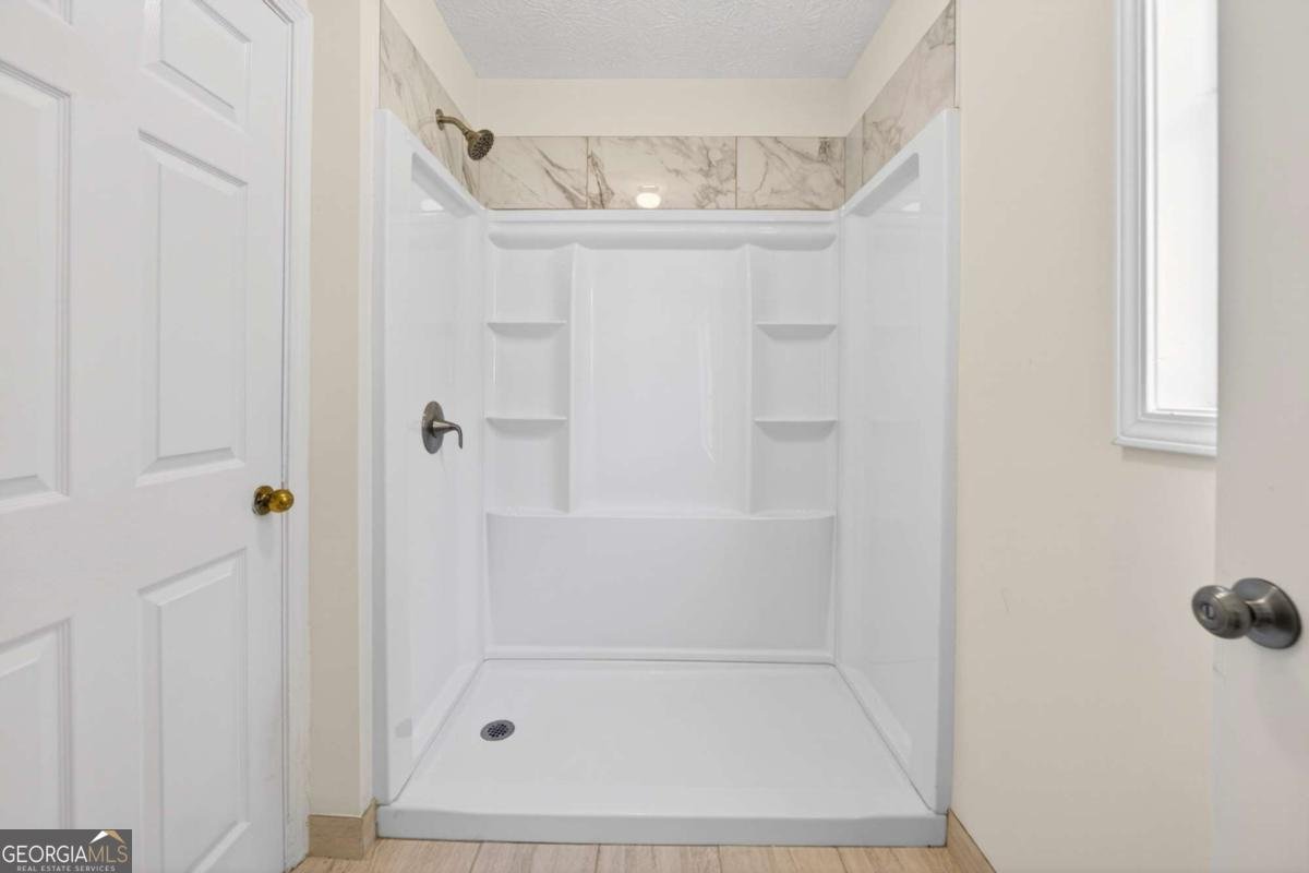 2915 Camelot Woods Drive Lawrenceville - Photo 13