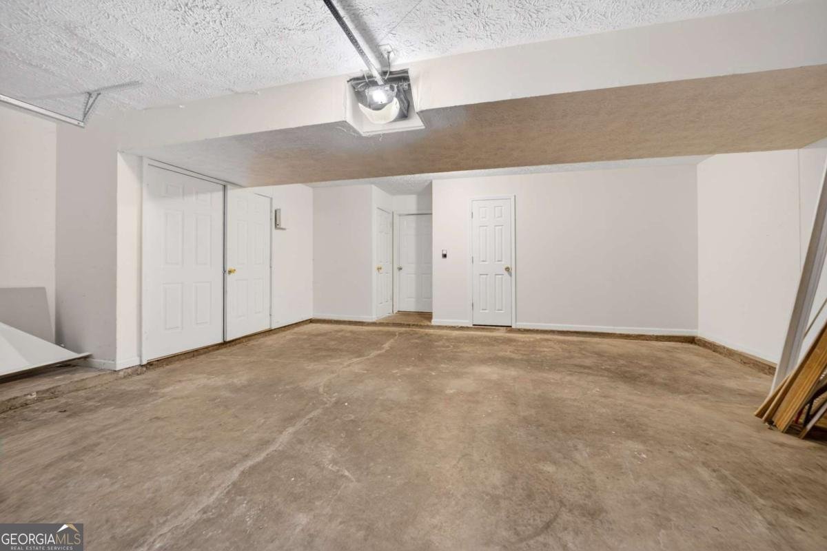 2915 Camelot Woods Drive Lawrenceville - Photo 16