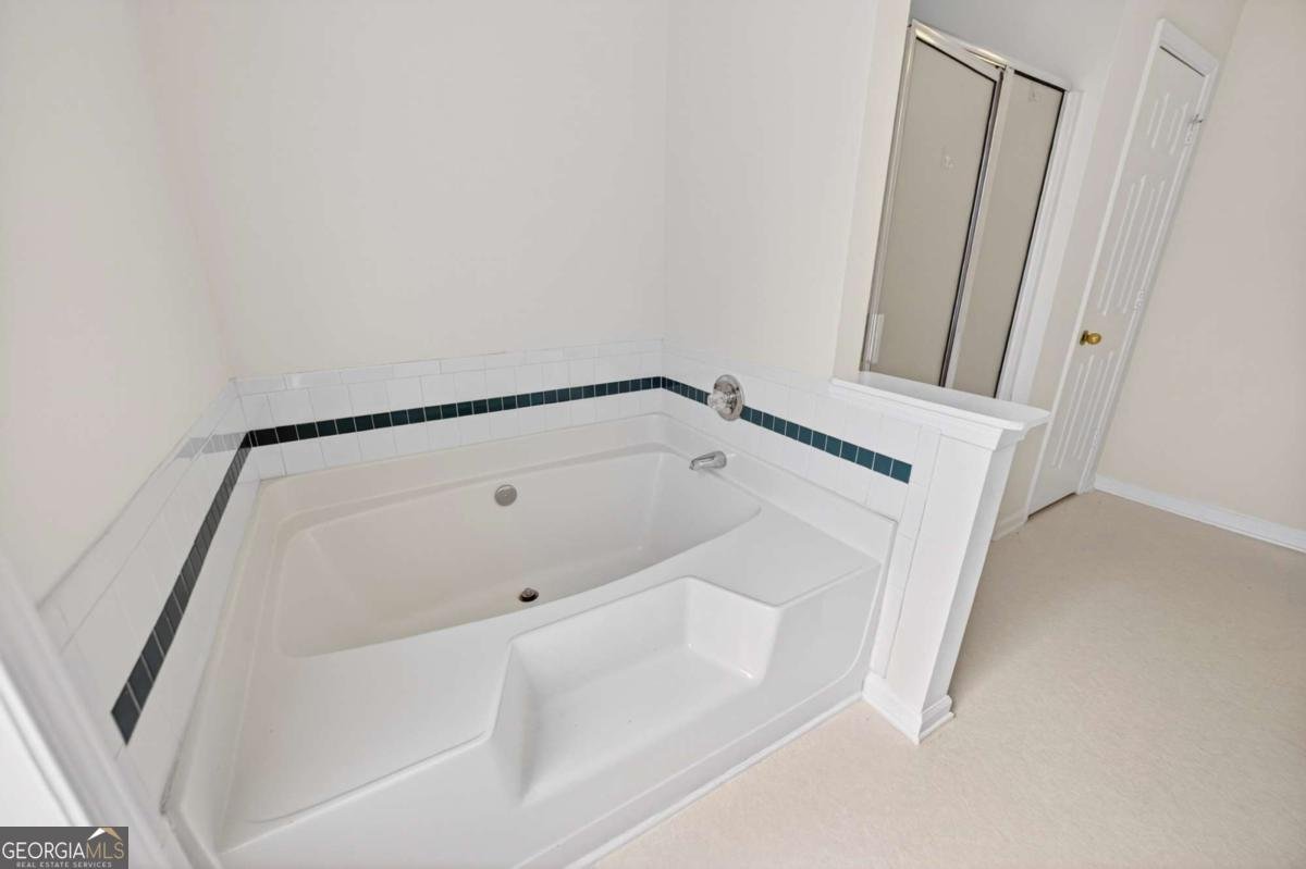 2915 Camelot Woods Drive Lawrenceville - Photo 21