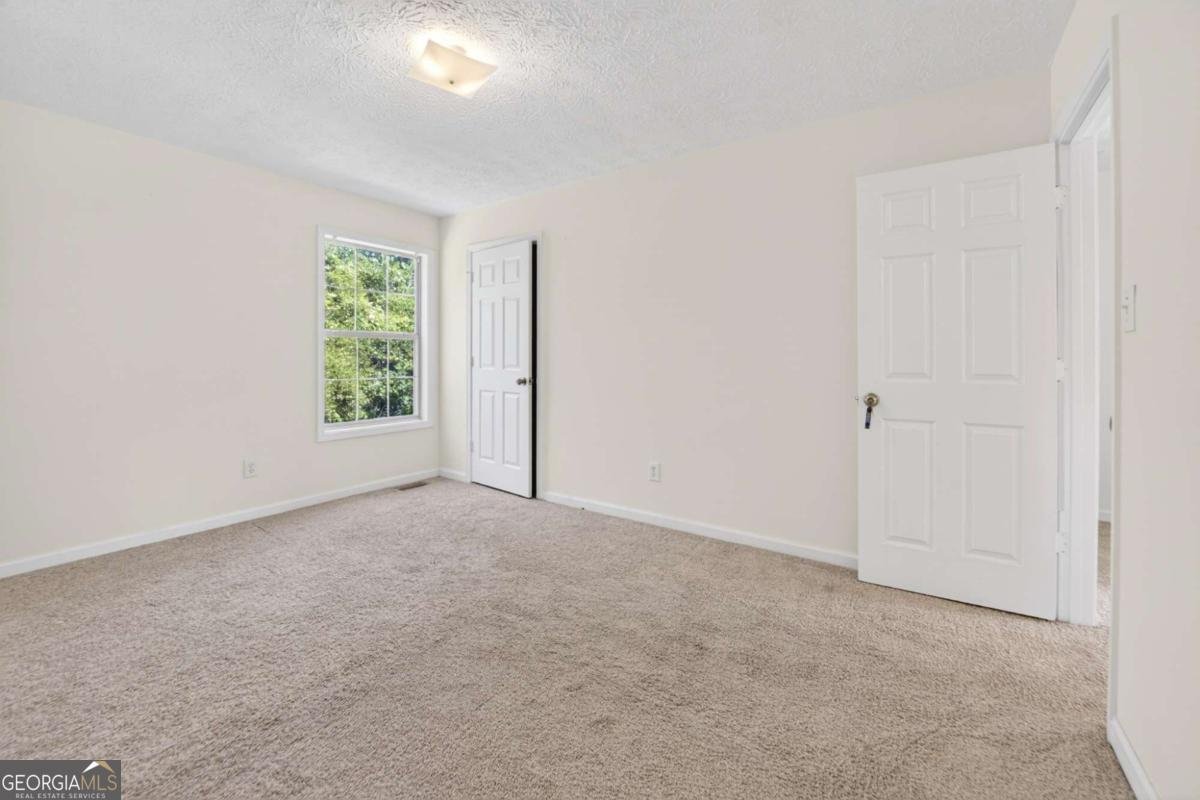 2915 Camelot Woods Drive Lawrenceville - Photo 23