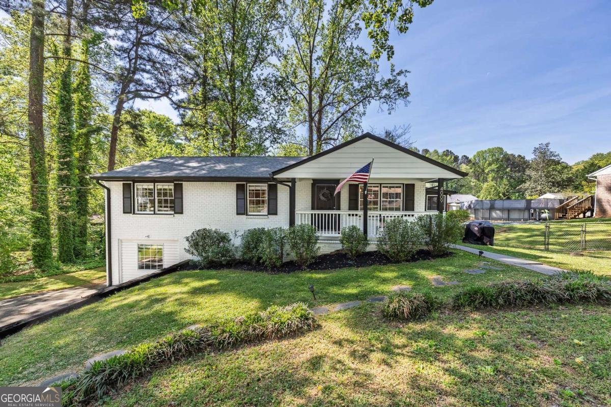 4009 Garden Circle Acworth - Photo 1