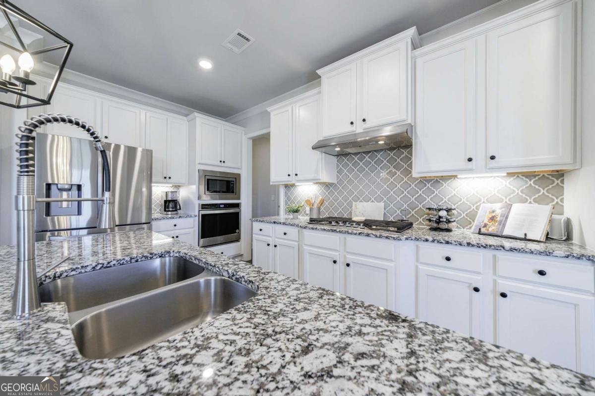 3788 Franks Way Loganville - Photo 14