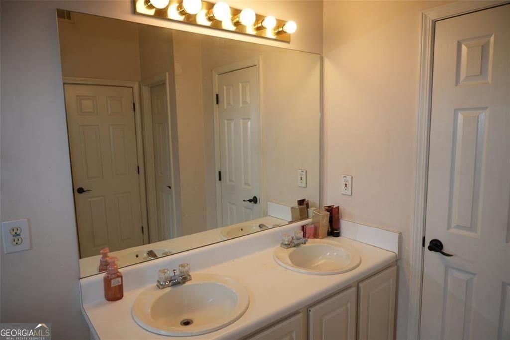 220 Courtlyn Way McDonough - Photo 24