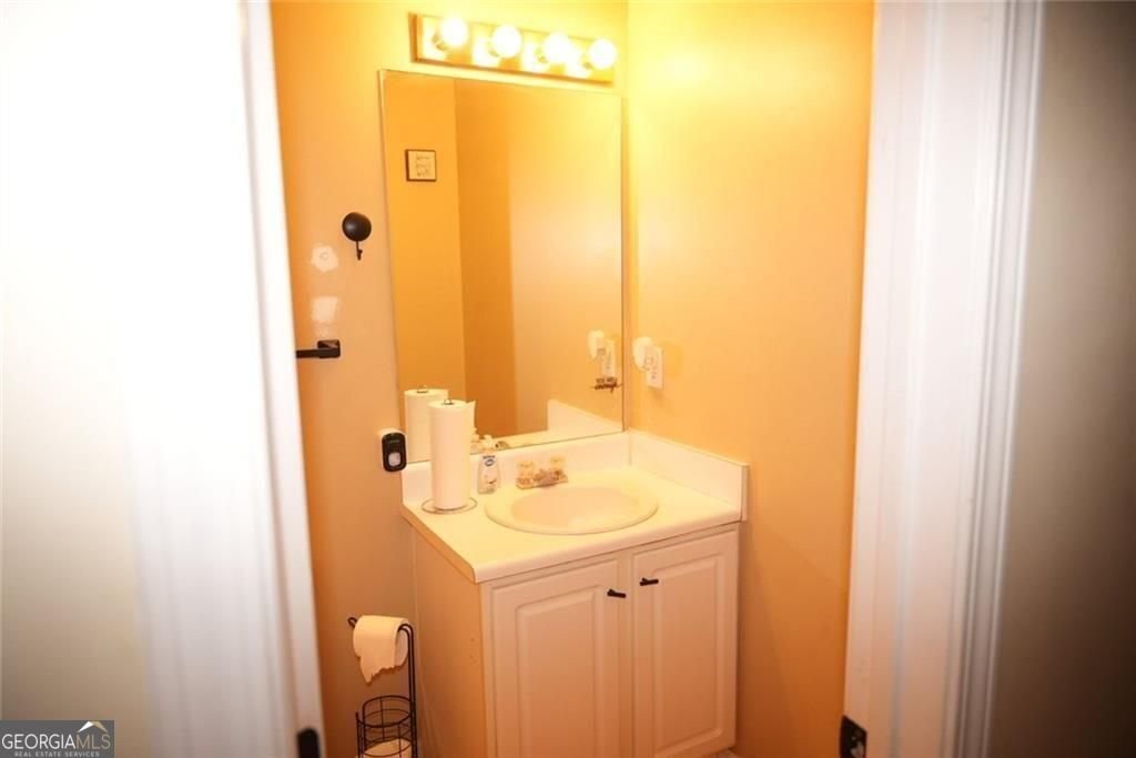 220 Courtlyn Way McDonough - Photo 27