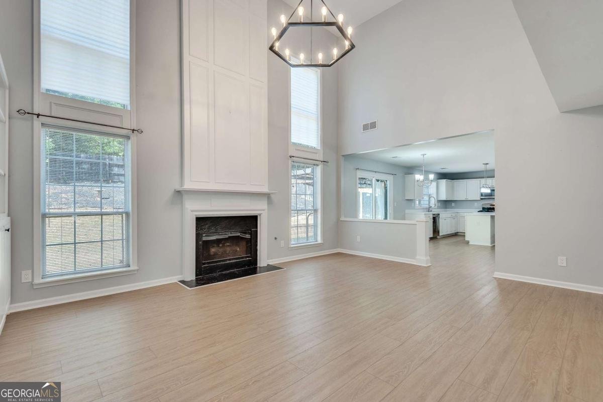 395 Waddington Trail Johns Creek - Photo 8