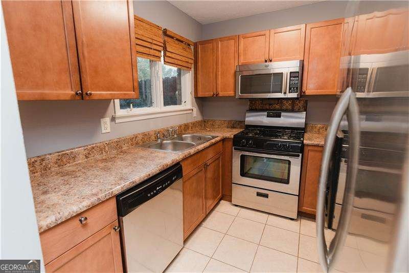 1196 Ashborough Drive Marietta - Photo 14